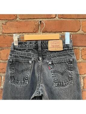 vintage Levi’s wide leg women’s jeans Canada 90s/00s 22x23